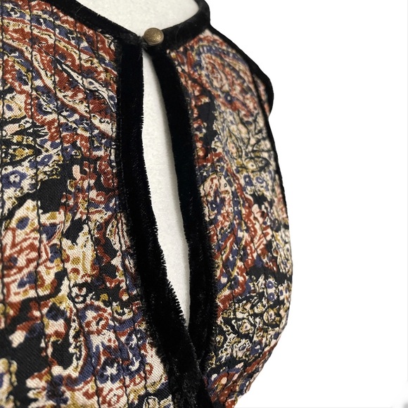 Paisley boho bell sleeve wrap dress with velvet trim - Picture 8 of 16